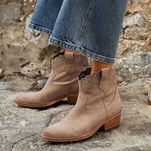 PENELOPE CHILVERS Calie Broderie Suede Cowboy Boots Bootie 36 5 Sand NEW $375